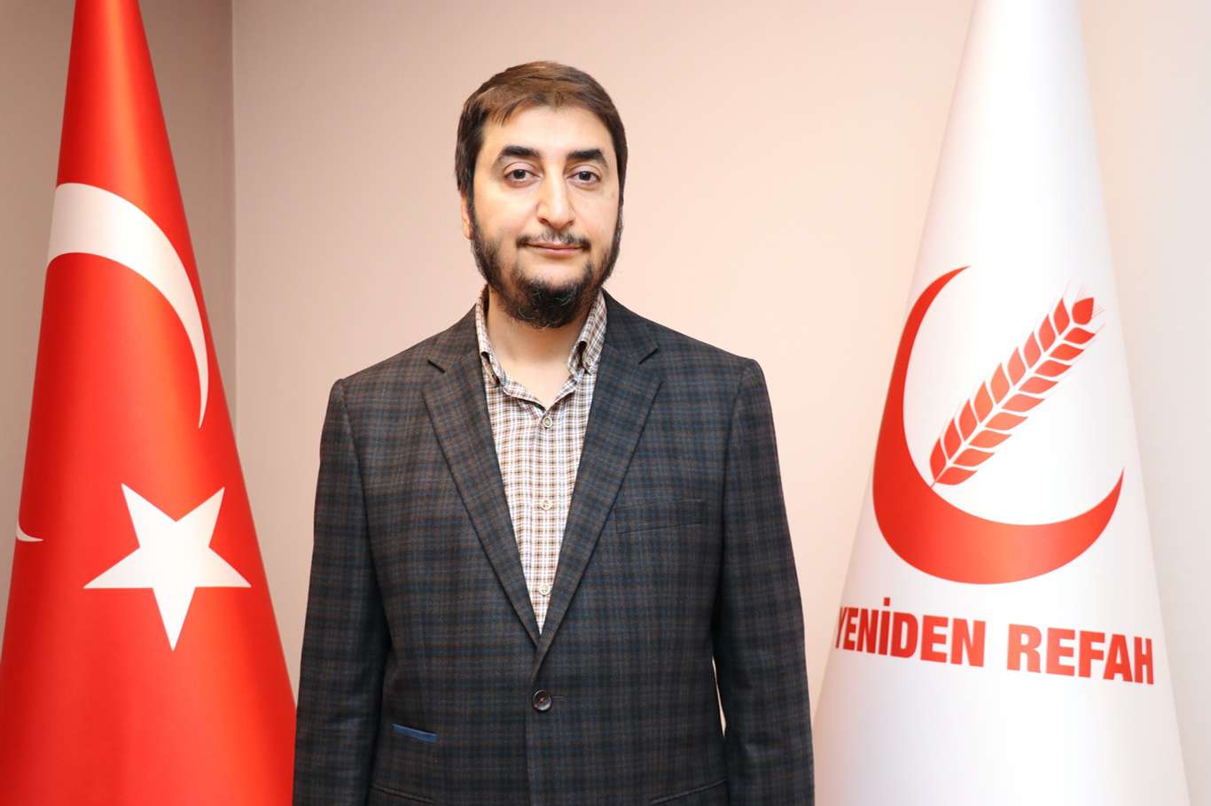 Yeniden Refah Partisi Genel Başkan Yardımcısı Öztek'ten "üretim" uyarısı Yeniden Refah Partisi Genel Başkan Yardımcısı Öztek'ten "üretim" uyarısı
